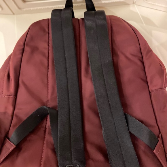 Micheal Kors backpack - Picture 3 of 4